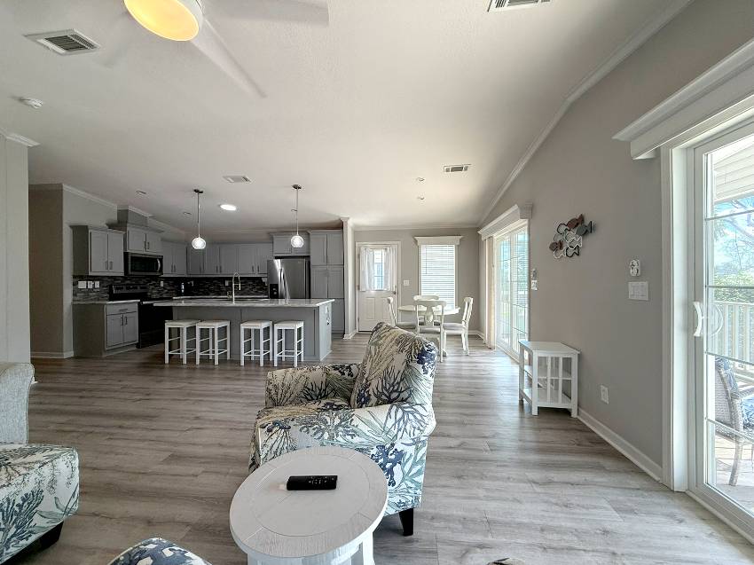 7825 Chandler St a Ellenton, FL Mobile or Manufactured Home for Sale